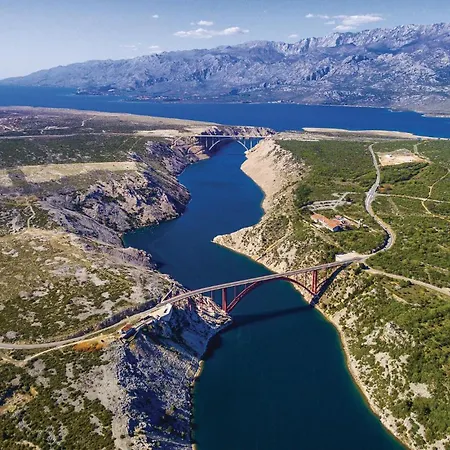 2 Bedroom Front In * Maslenica