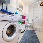 2 Bedroom Awesome In *