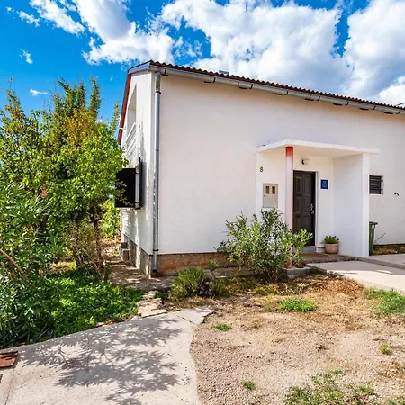 Stunning In With Kitchen 度假居 *