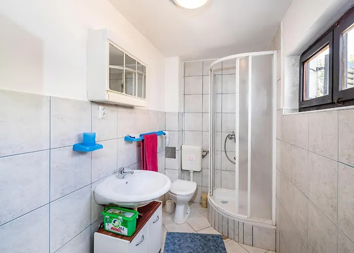 Stunning In With Kitchen *