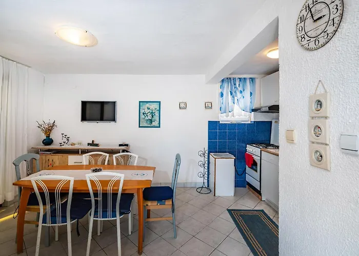 度假居 Stunning In With Kitchen 马斯莱尼察