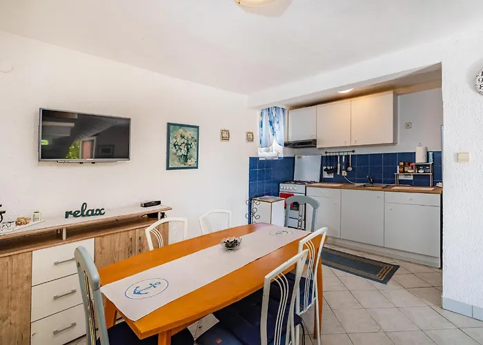 度假居 Stunning In With Kitchen