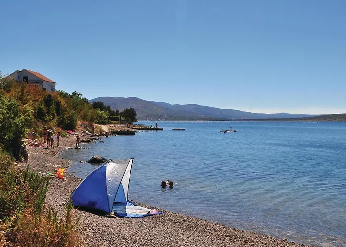 Stunning In With Kitchen